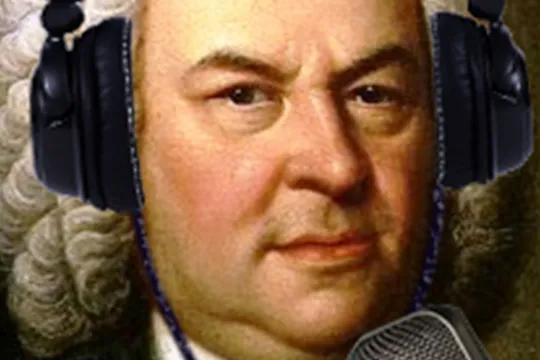 Bach met koptelefoon en een microfoon