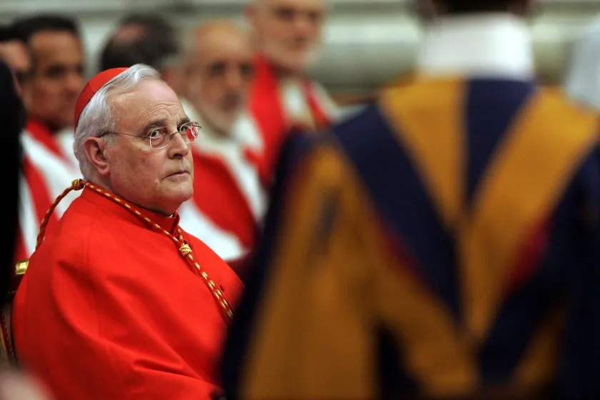 Spanish Cardinal Carlos Amigo Vallejo attends 15 April 2005 a mass celebrated in St Peter basilica in the Vatican by Italian Bishop Piergiorgio Silvano Nesti. Starting with the funeral of Pope John Paul II 08 April, Cardinals celebrate a series of funeral Masses for nine days and known as the 'Novemdiales'. MARCO LONGARI / AFP